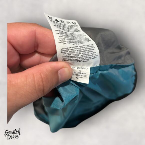 NikeLab x Kim Jones Black Short Sleeve Top Size Small 19.5x23.5 Stylish Fit - Picture 4 of 4